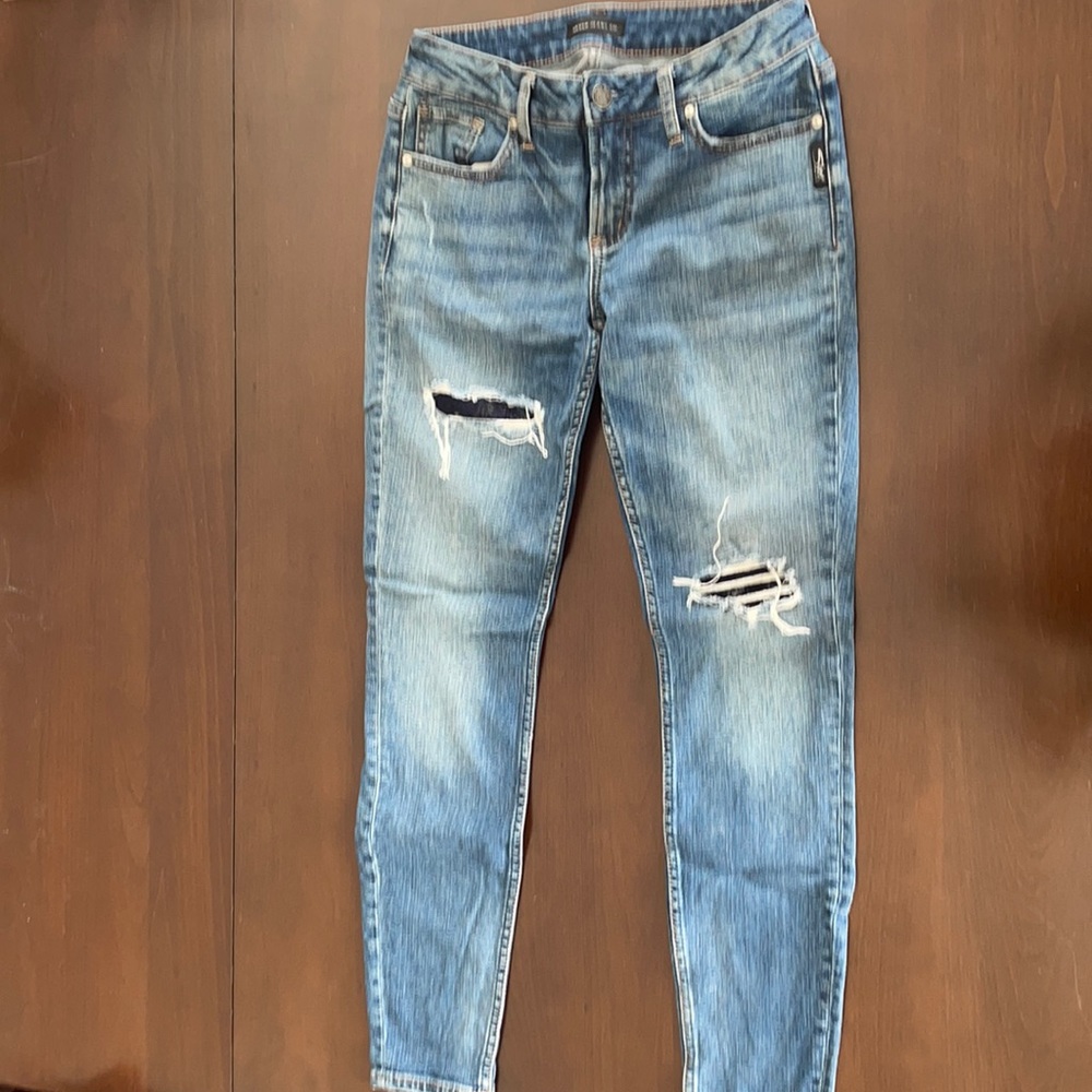 Silver Ripped Jeans with Lace EUC Size 26 Elyse Skinny